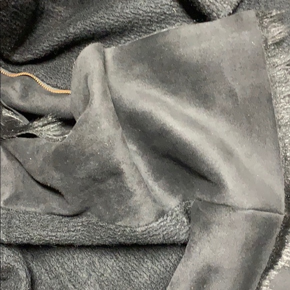 Beautiful Vince Camuto women’s belted wool coat - Picture 4 of 4